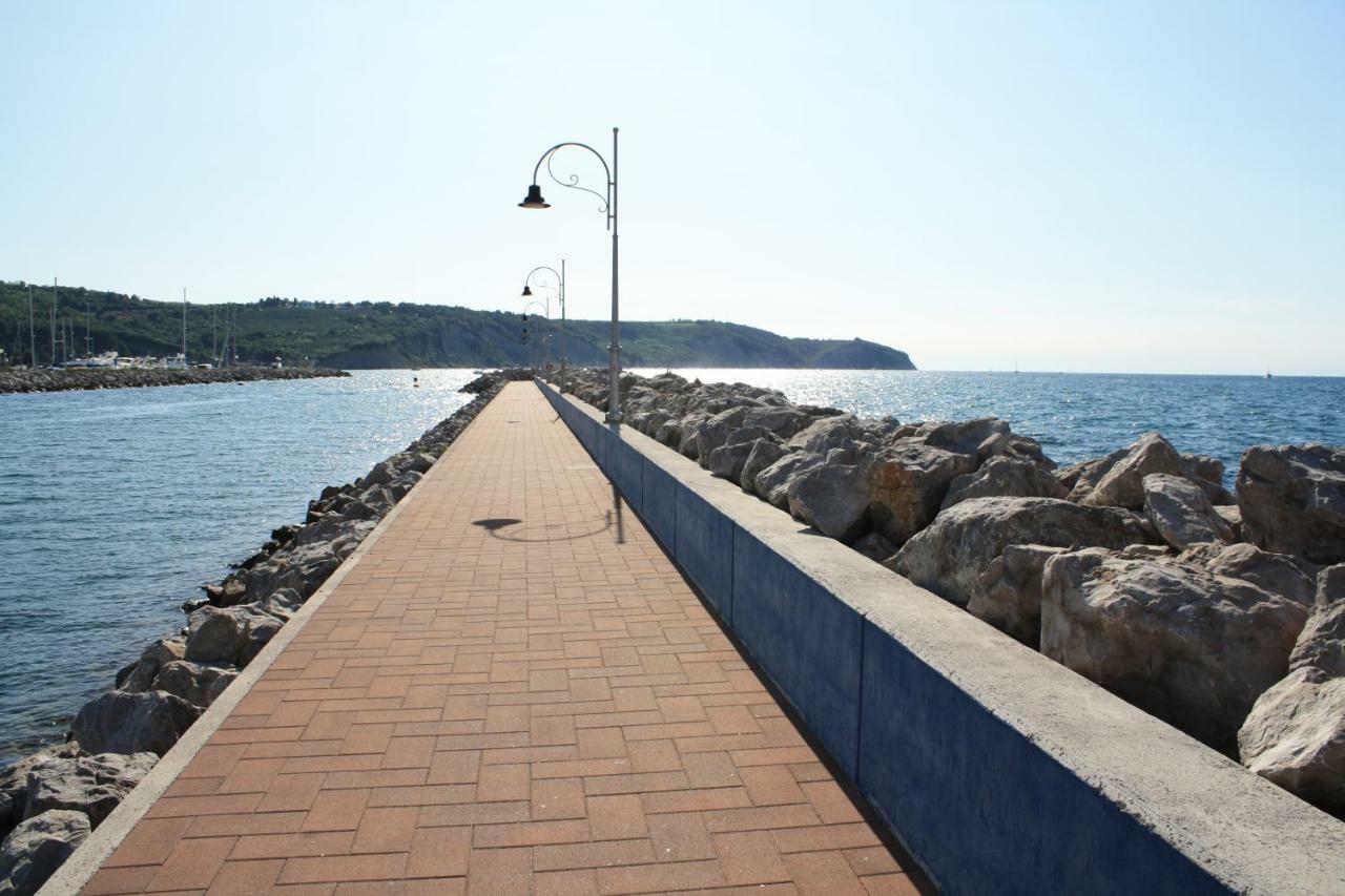 Apartments Villa Sandi Izola Exterior photo